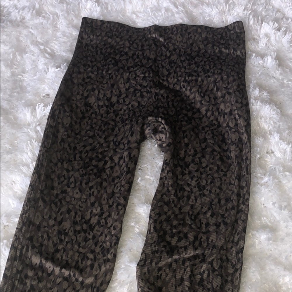 Spanx leopard leggings